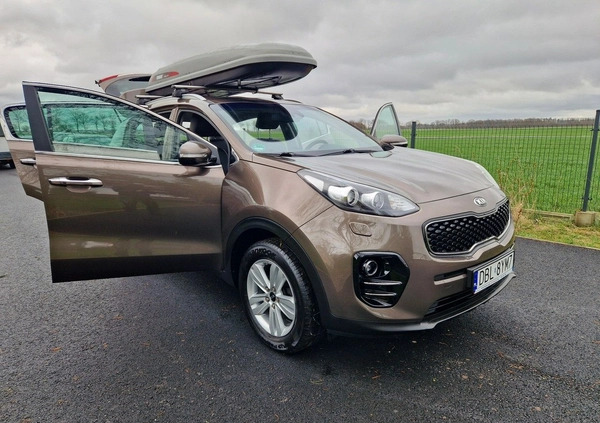 Kia Sportage cena 75900 przebieg: 105000, rok produkcji 2016 z Zakliczyn małe 781